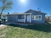 Building Photo - 3Bed/1Bath Single Family Home