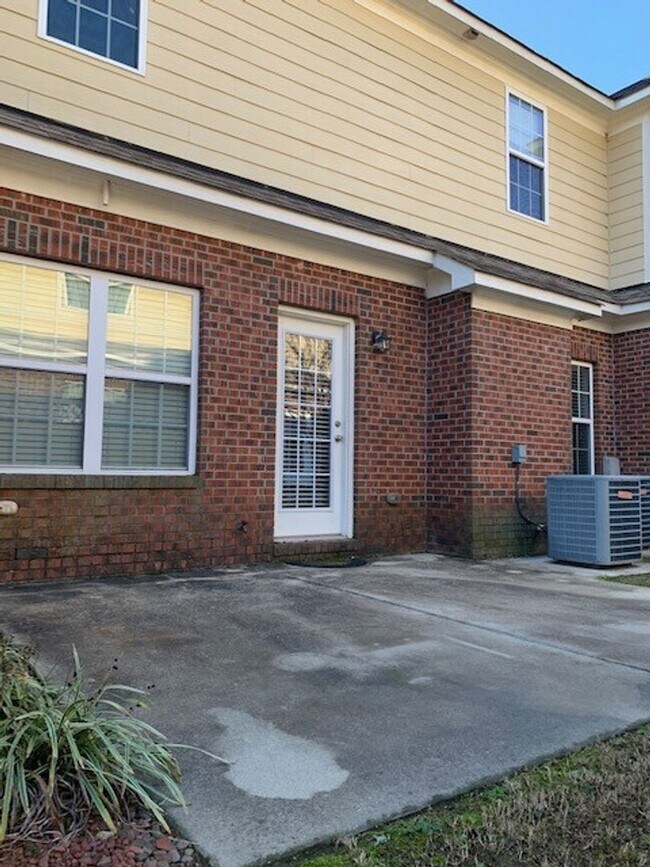 Building Photo - 5114 Lime St