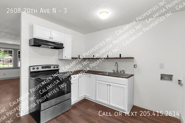 Building Photo - 2608 20th Ave N