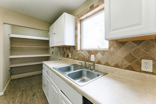 Building Photo - 2107 48th St