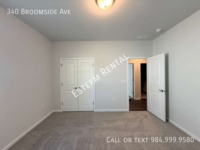 Building Photo - 340 Broomside Ave