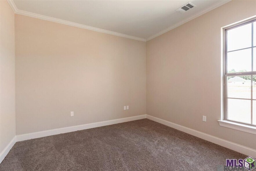 Building Photo - 10365 Grand Plaza Dr