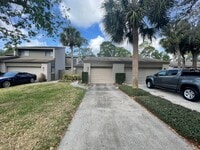 Building Photo - Beautiful 2bed/2ba Town Home in the Amazing Community of Fern Park!