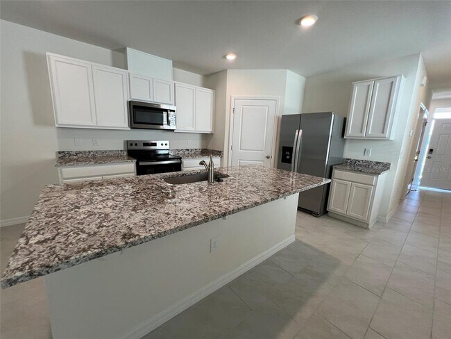 Building Photo - 1508 Ellesmere Ave