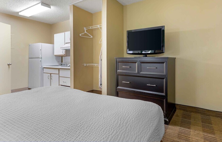 Building Photo - Furnished Studio-Denver - Aurora South