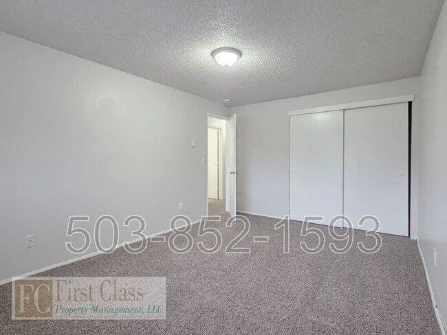 Building Photo - 1336 NE 186th Ave