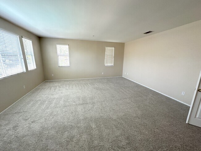 Building Photo - 6382 Puma Pl