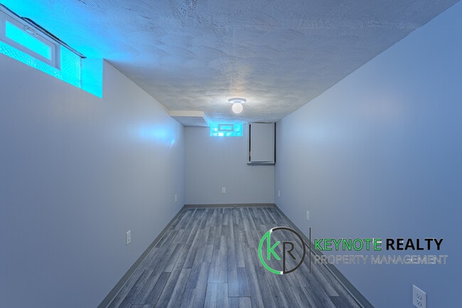 Building Photo - 1840 Culver Ave