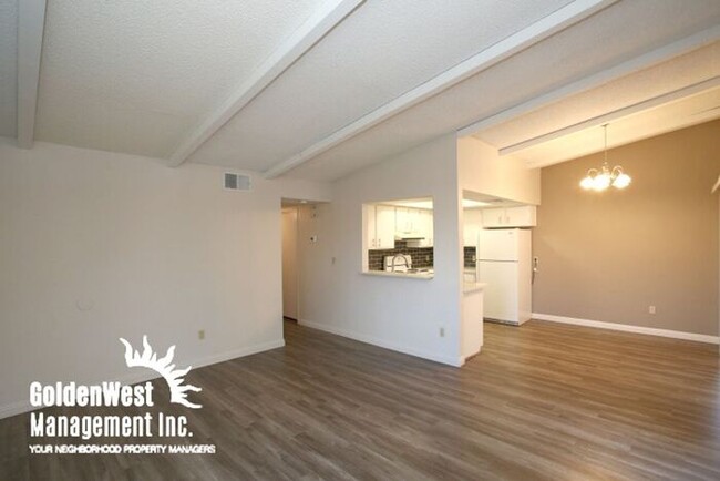 Building Photo - 4752 O'Bannon Dr