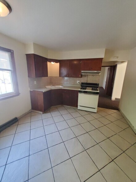 Primary Photo - 4651 N 36th St