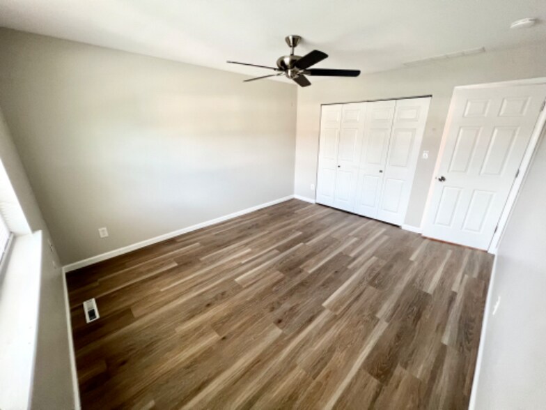 Building Photo - 5111 E Brigantine Ct