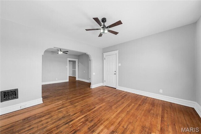 Building Photo - 4643 Evans Ave