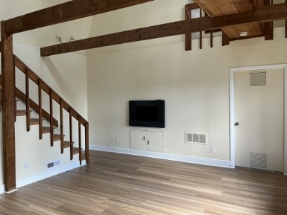 Building Photo - 51 Buck Spgs Acrs