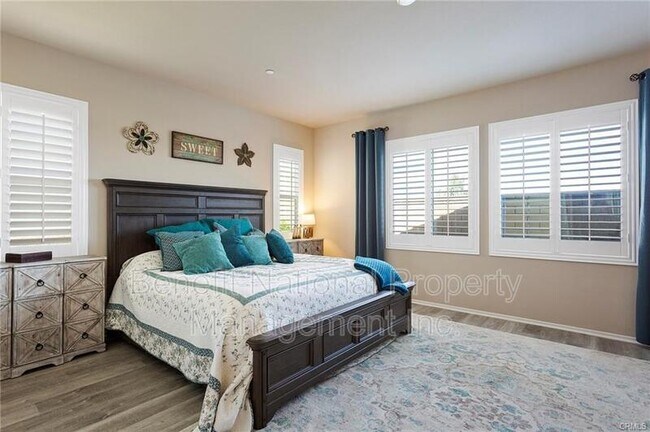 Building Photo - 24848 Coldwater Canyon Trail