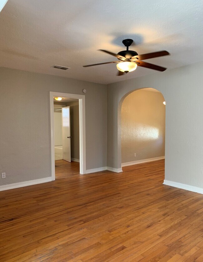 Building Photo - Charming Corner-Lot Home with Huge Fenced Yard & Detached Garage