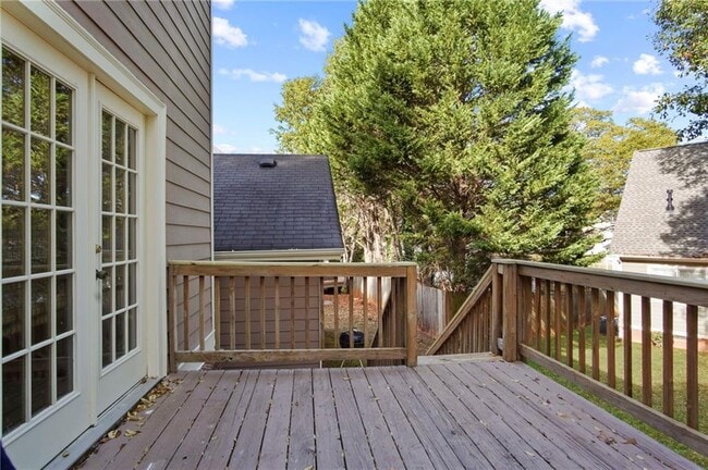 Building Photo - 109 Bowen Cir SW