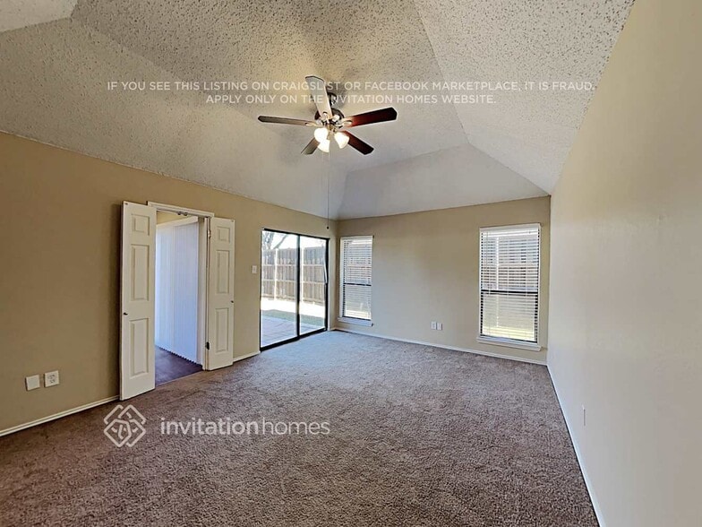 Building Photo - 8713 Wood Glen Dr