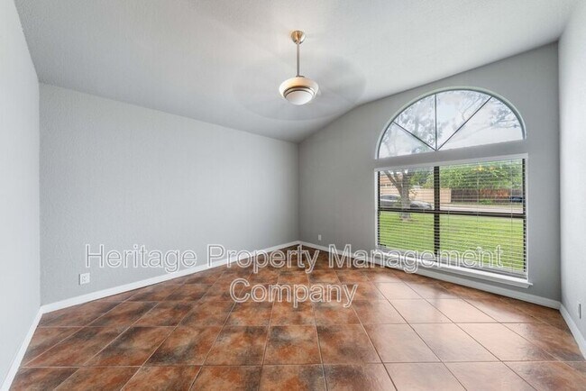 Building Photo - 8778 Serene Ridge Dr