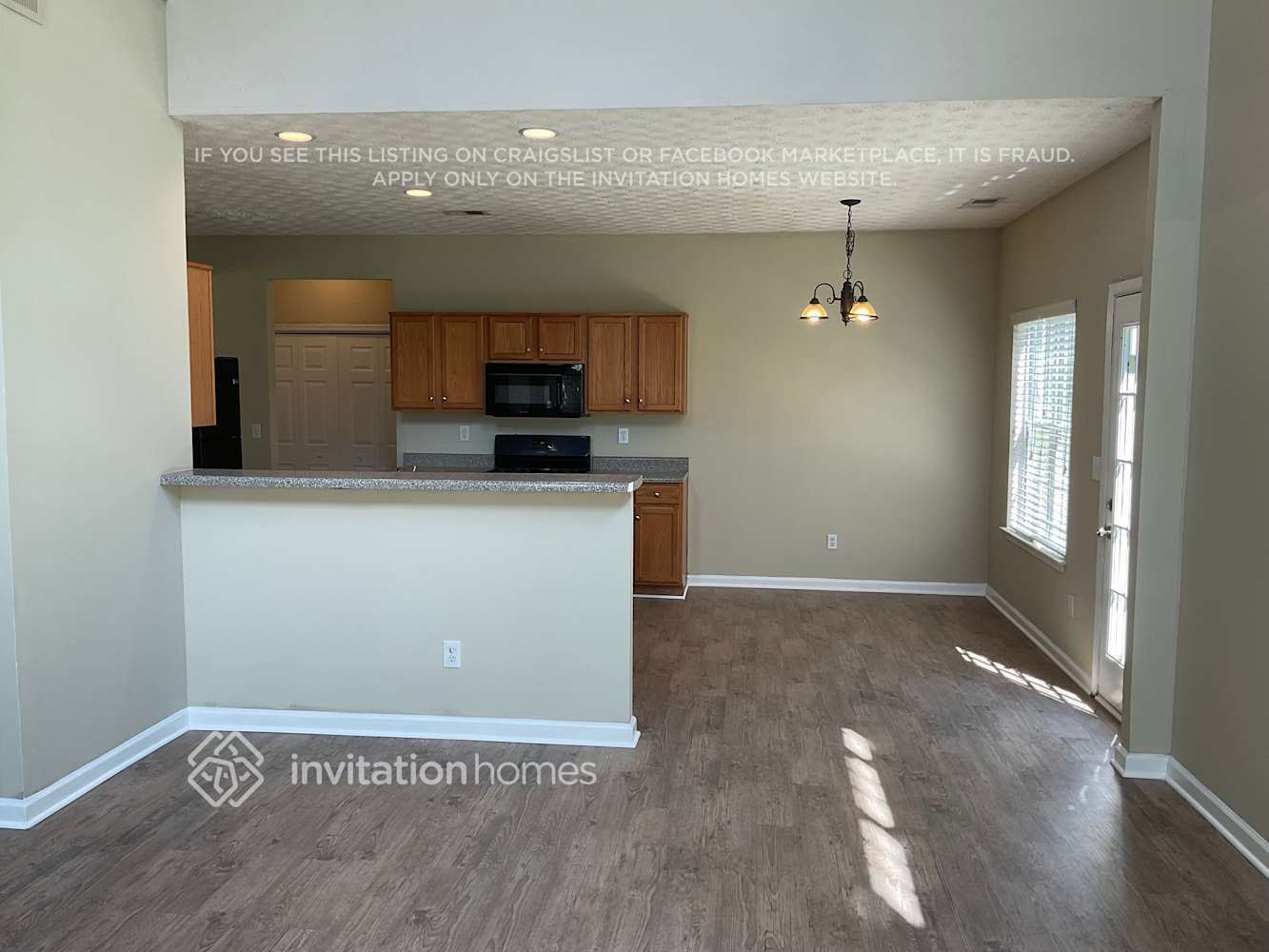 Building Photo - 862 Shadow Lake Dr