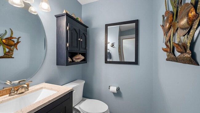 Building Photo - 15390 Paddington Cir