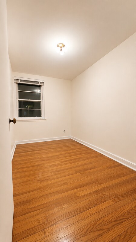 Building Photo - 8016 Tabor Ave