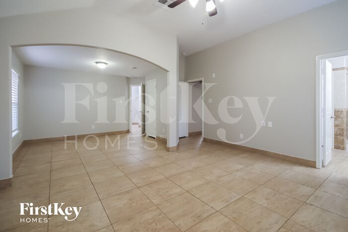 Building Photo - 8718 Cataldo Ct