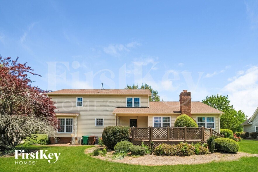 Building Photo - 2105 Mirus Ct