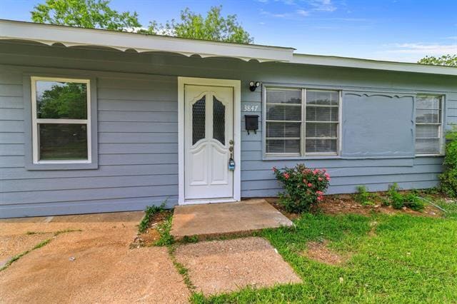 Building Photo - 3847 Castle Hills Dr