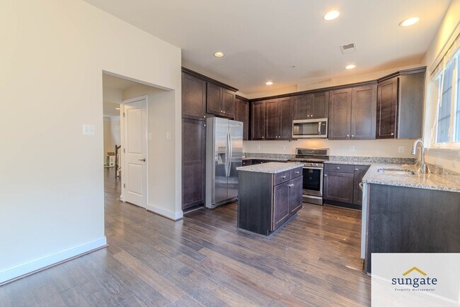 Building Photo - 5757 Richards Valley Rd