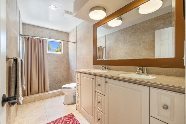 Building Photo - 74085 Mockingbird Trail