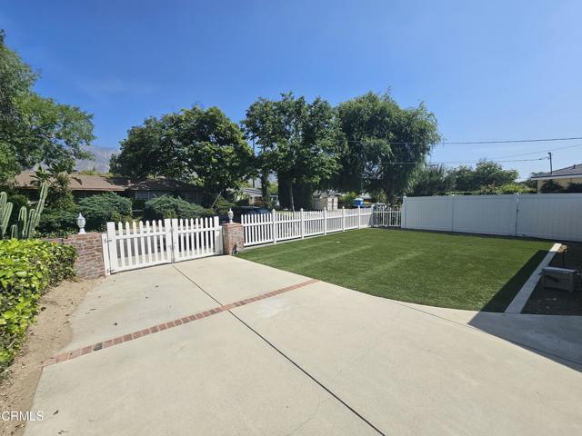 Building Photo - 3154 Del Vina St