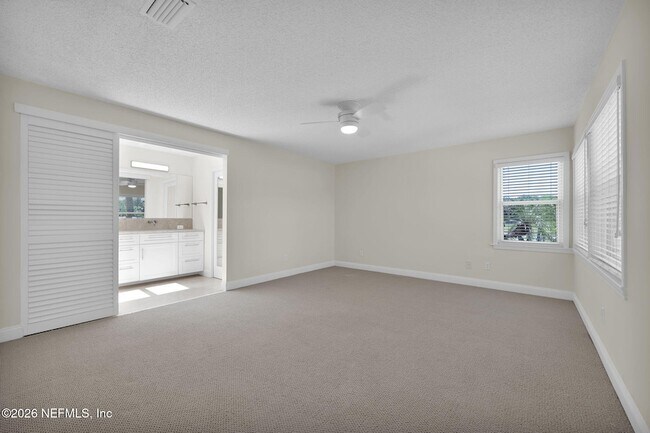Building Photo - 23 Walker's Ridge Dr