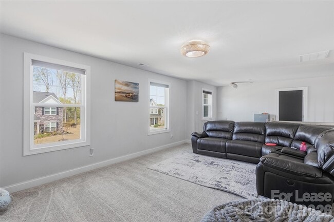 Building Photo - 1136 Ashe Mdw Dr
