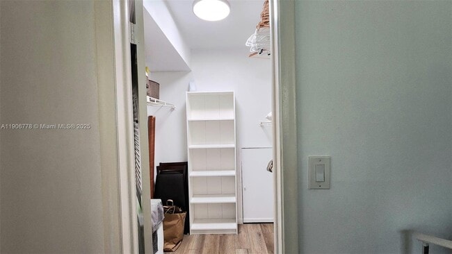 Building Photo - 8930 S Hollybrook Blvd