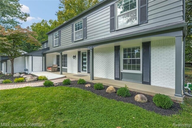 Building Photo - 2601 Lamplighter Ln