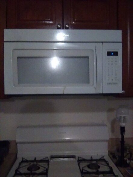 Building Photo - 132 Heald St