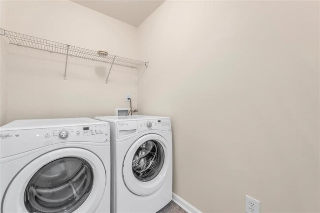Building Photo - 4242 Winslow Hill Ct