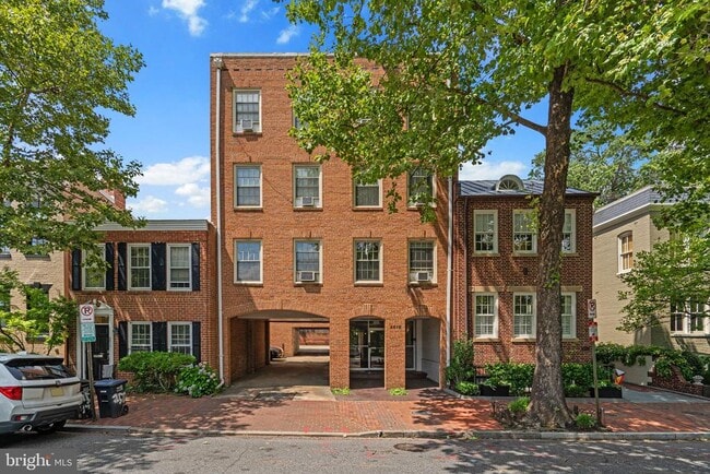 Building Photo - 2515 P St NW