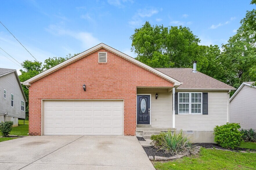 Primary Photo - 178 Bradford Cir