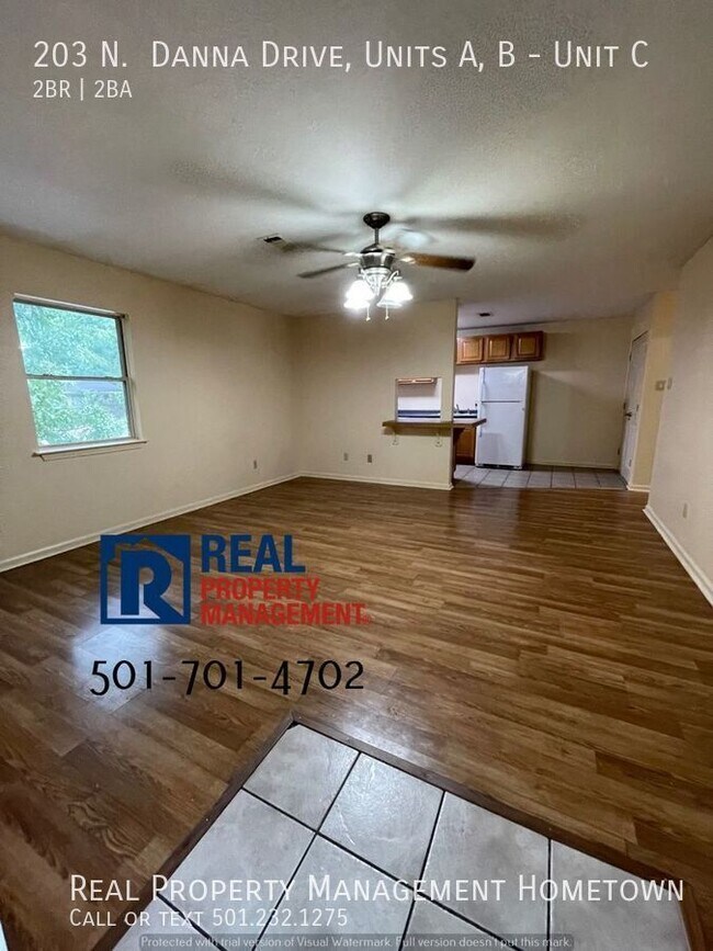 Building Photo - 203 N Danna Dr