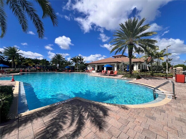 Building Photo - 159 SE 34th Ave