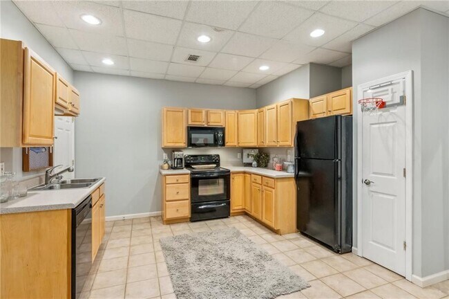 Building Photo - 4750 Spring Wood Trace