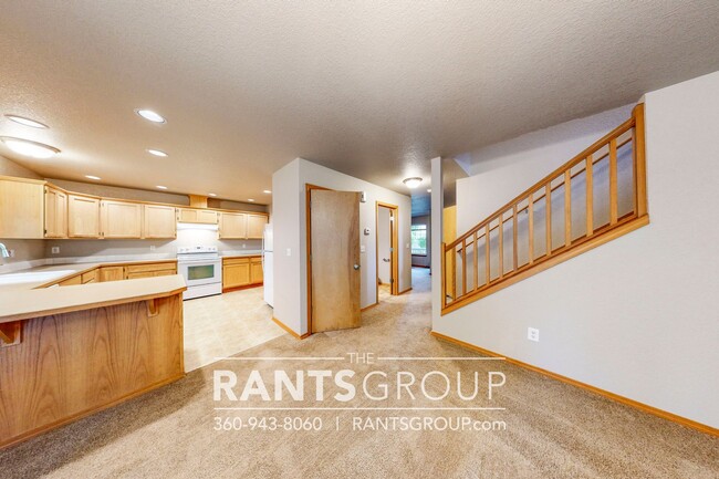 Building Photo - Great Home In Lacey