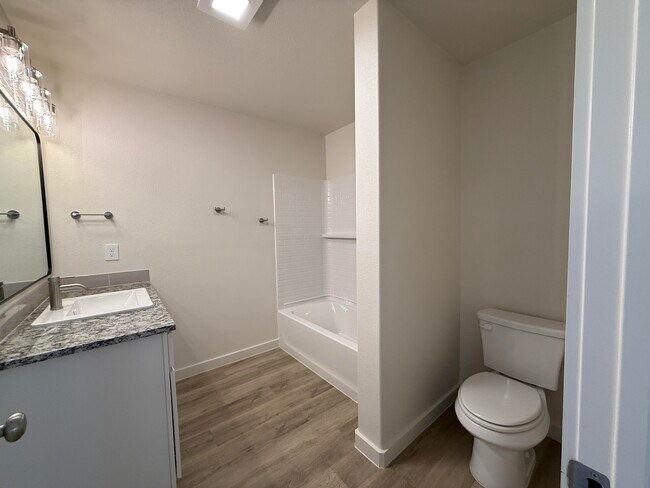 Building Photo - 3104 138th Pl