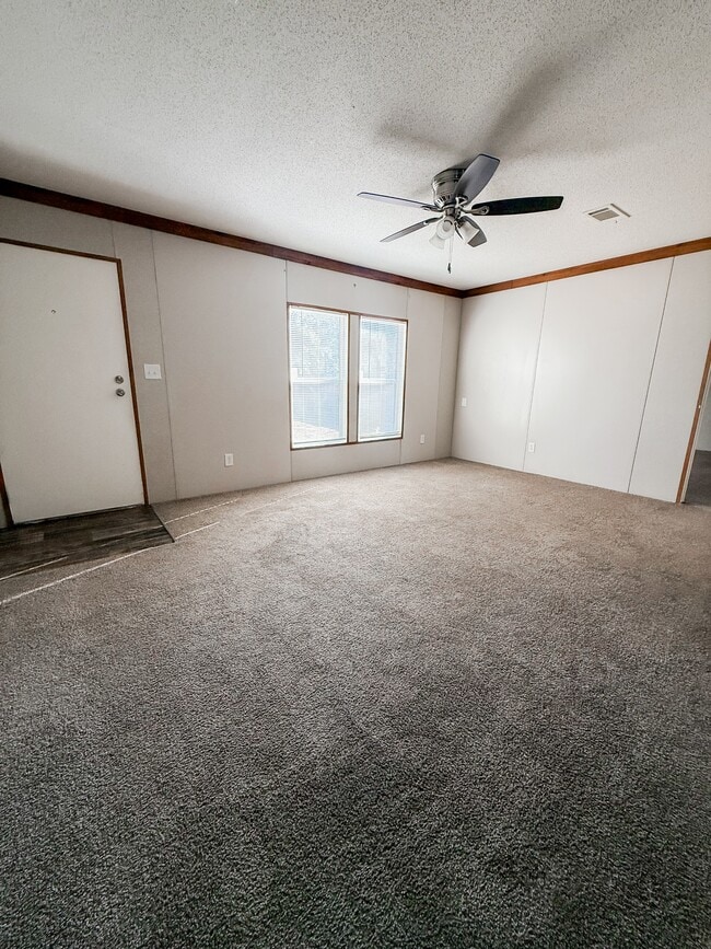 Building Photo - 1430 Shadeville Rd