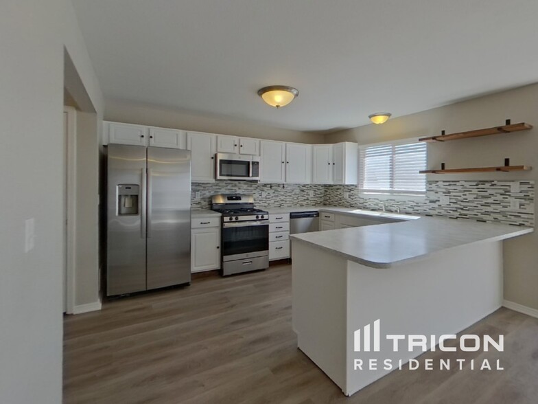 Building Photo - 9508 Waterbury Dr