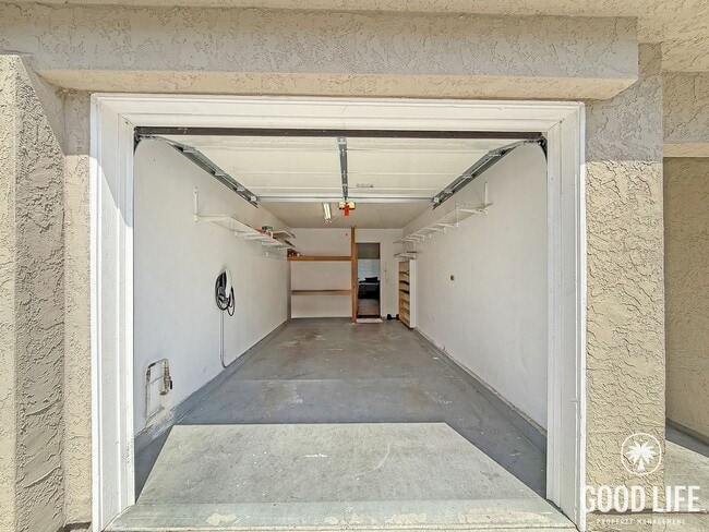Building Photo - Great 2B/2.5BA Condo in Oceanside for Lease!