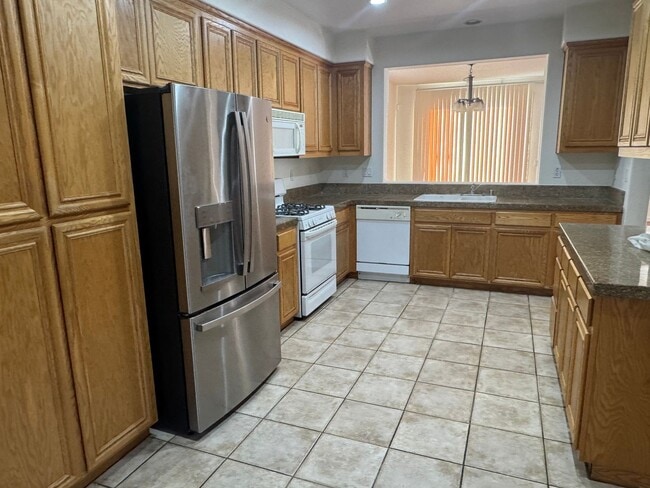 Building Photo - 4317 Spring Creek Ct