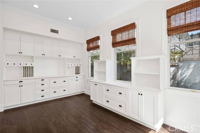 Building Photo - 5 Cape Woodbury