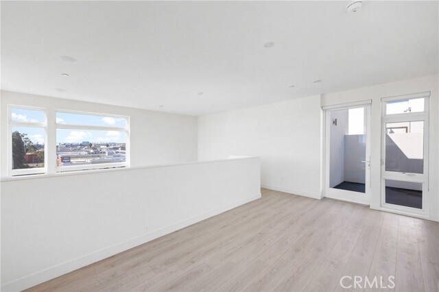 Building Photo - 168 S Monterey St